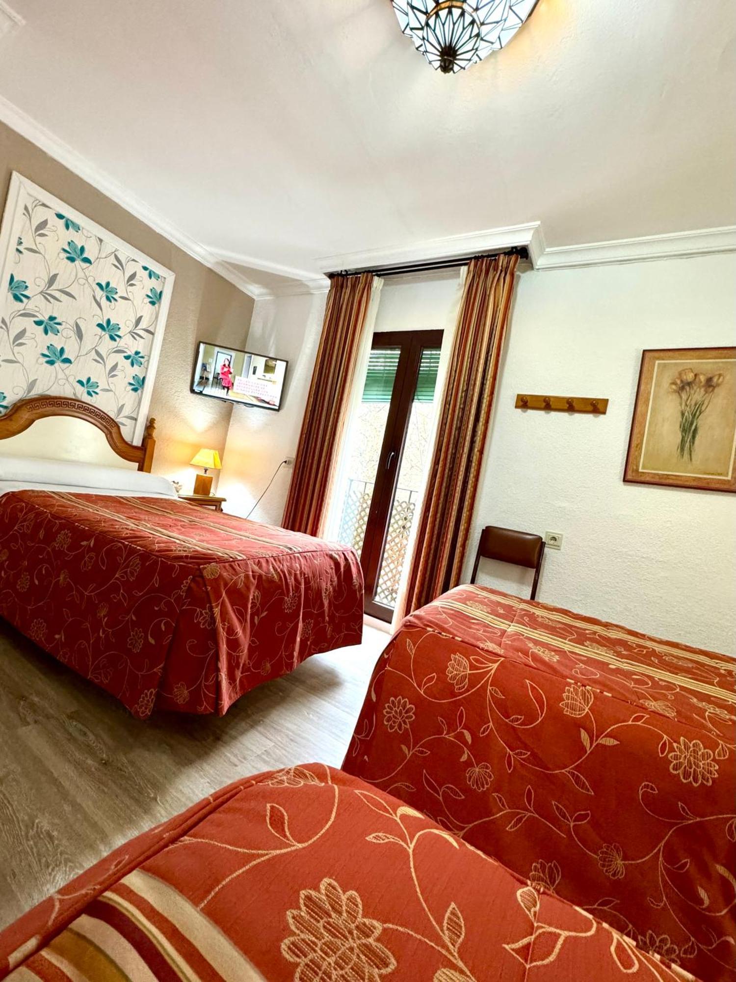 Pension Zurita Granada Exteriör bild