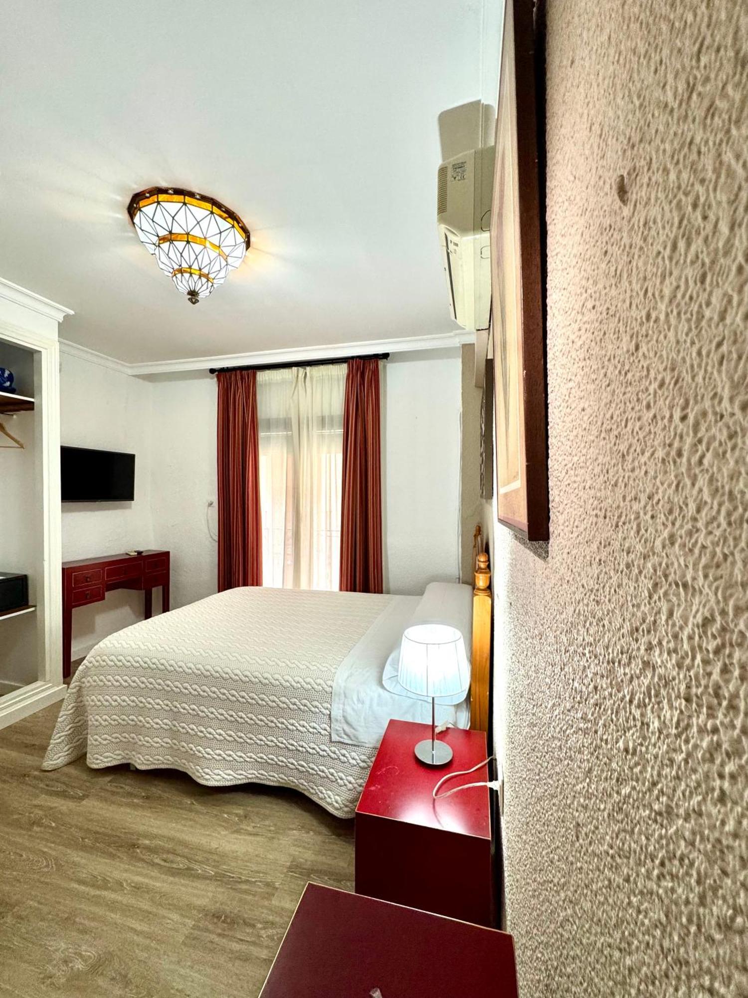 Pension Zurita Granada Exteriör bild