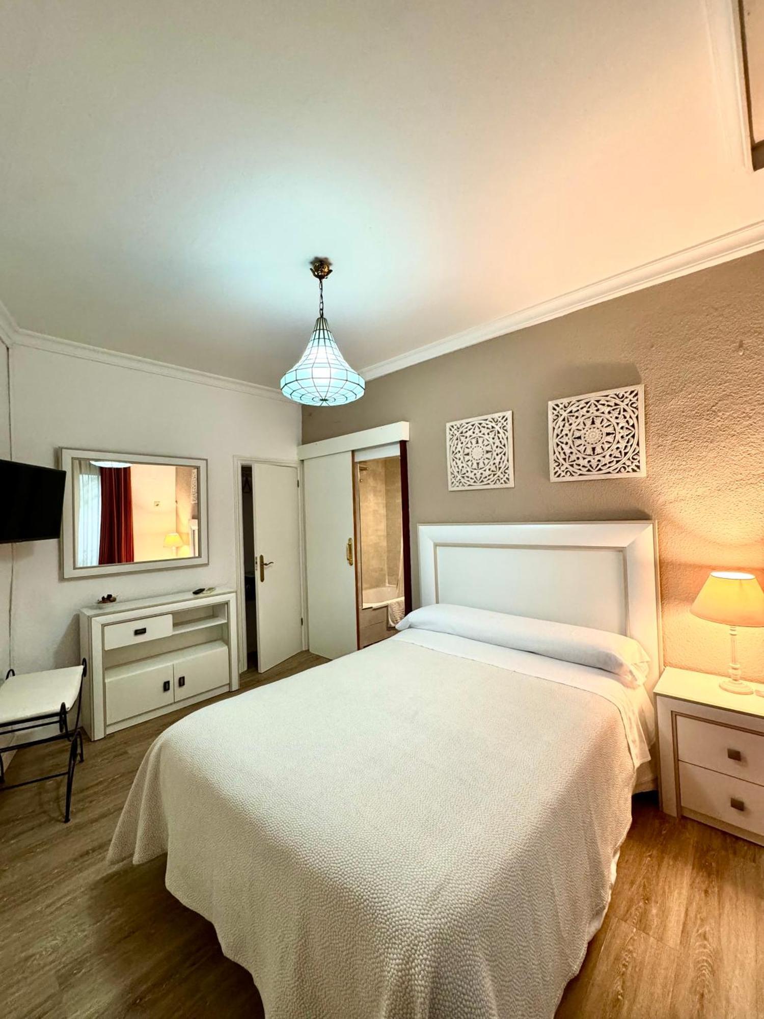 Pension Zurita Granada Exteriör bild
