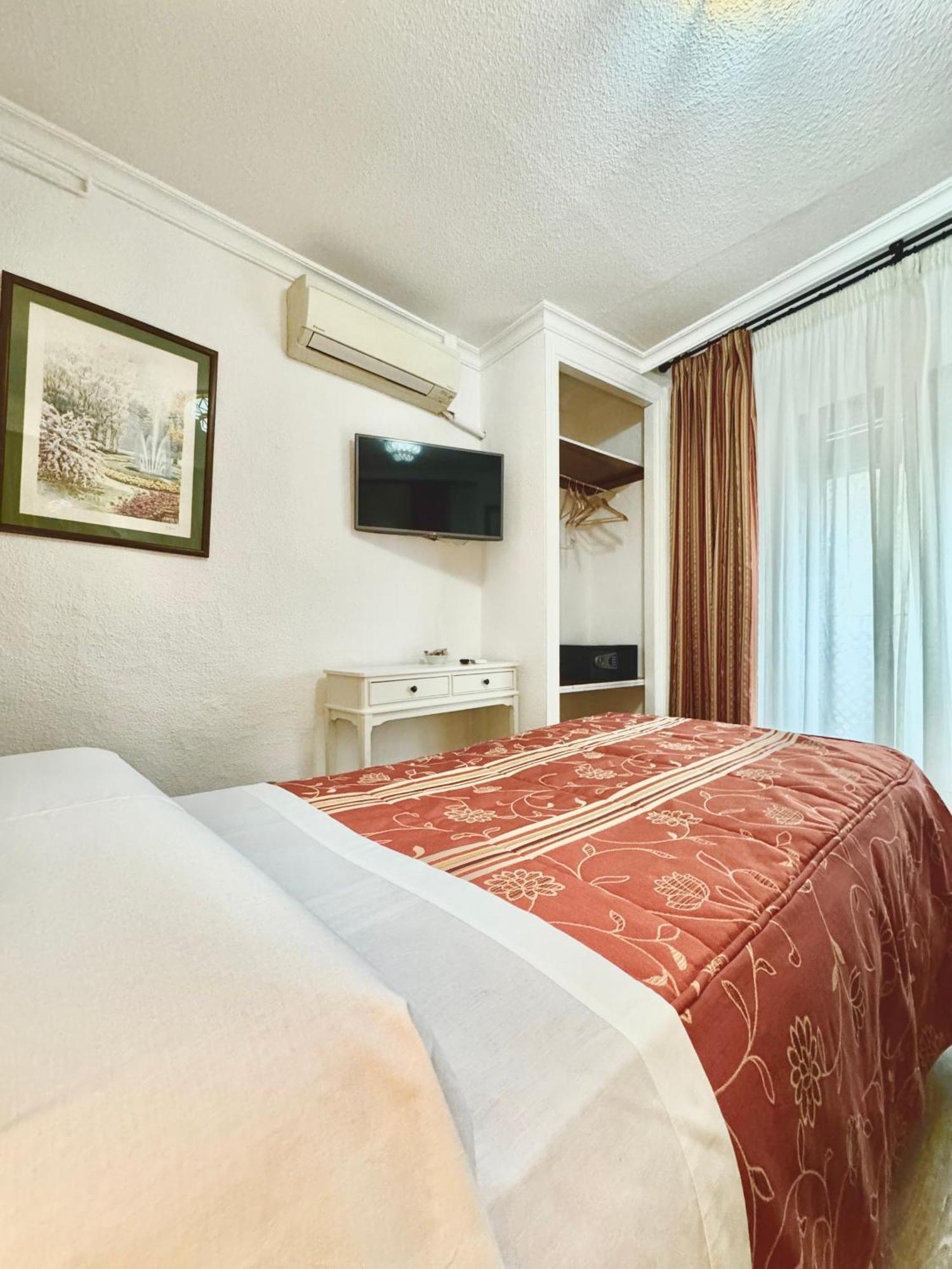 Pension Zurita Granada Exteriör bild