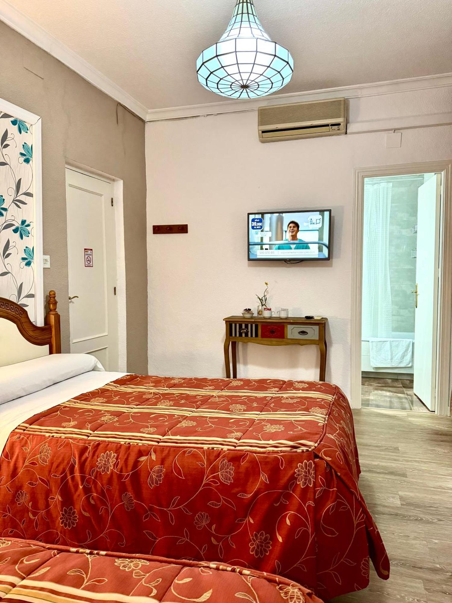 Pension Zurita Granada Exteriör bild