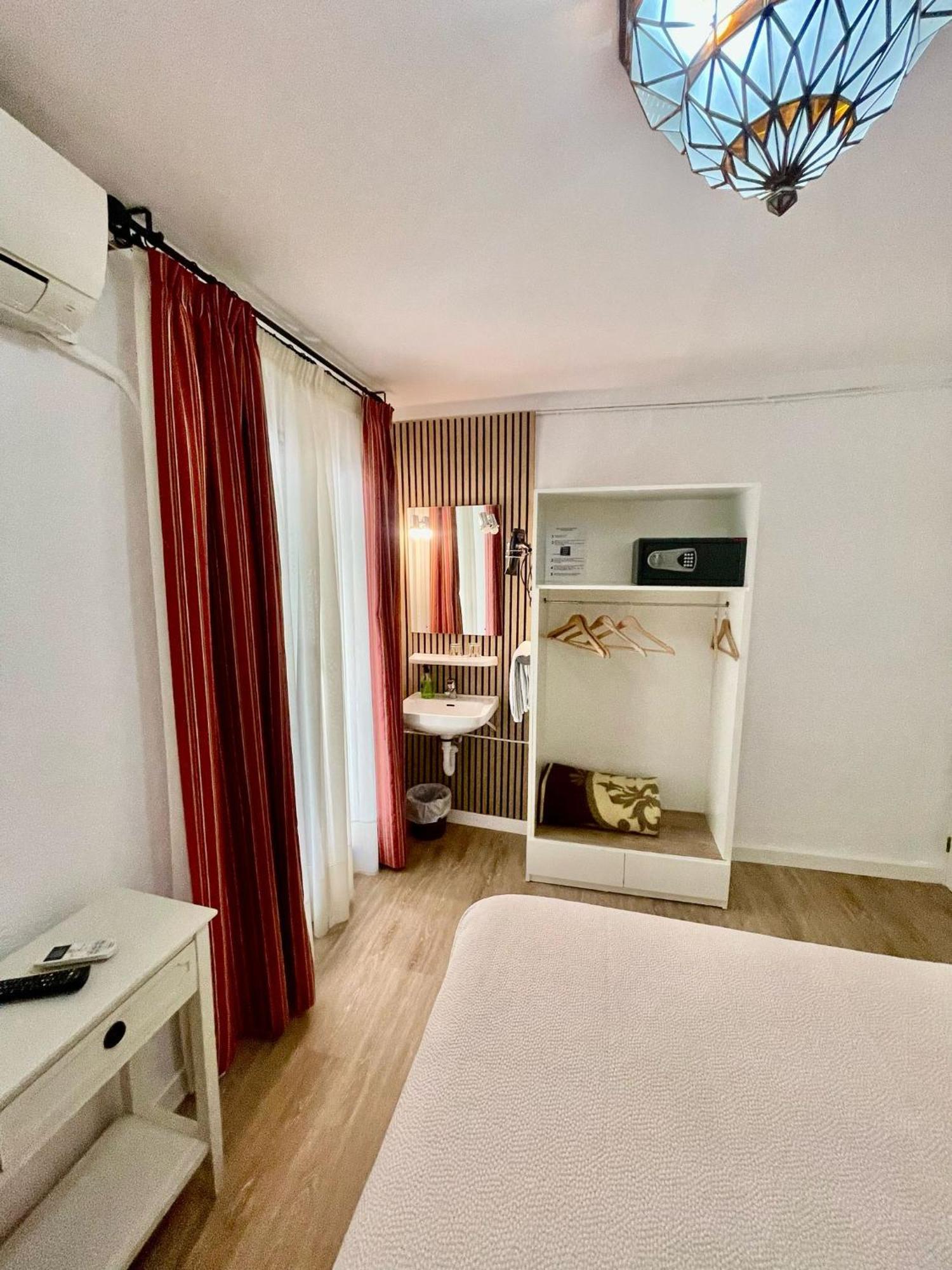Pension Zurita Granada Exteriör bild