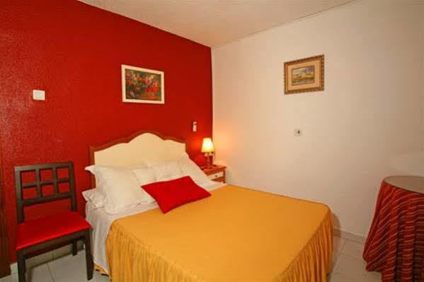 Pension Zurita Granada Exteriör bild